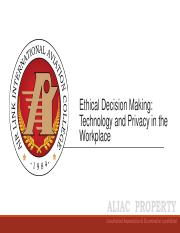 2 Ethical_Decision_Making_Technology_and_Privacy_in_the_Workplace.pdf
